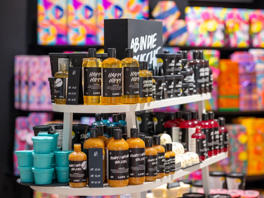 Productos compostables de LUSH.